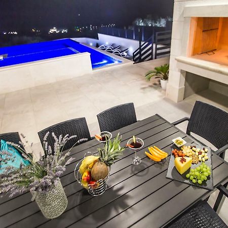 Villa Lacus Makarska Eksteriør bilde