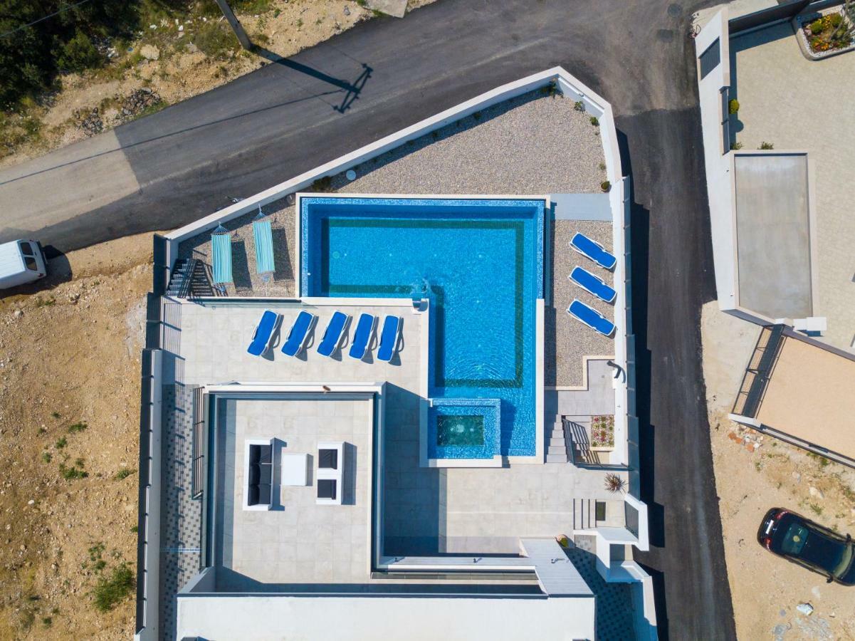 Villa Lacus Makarska Eksteriør bilde